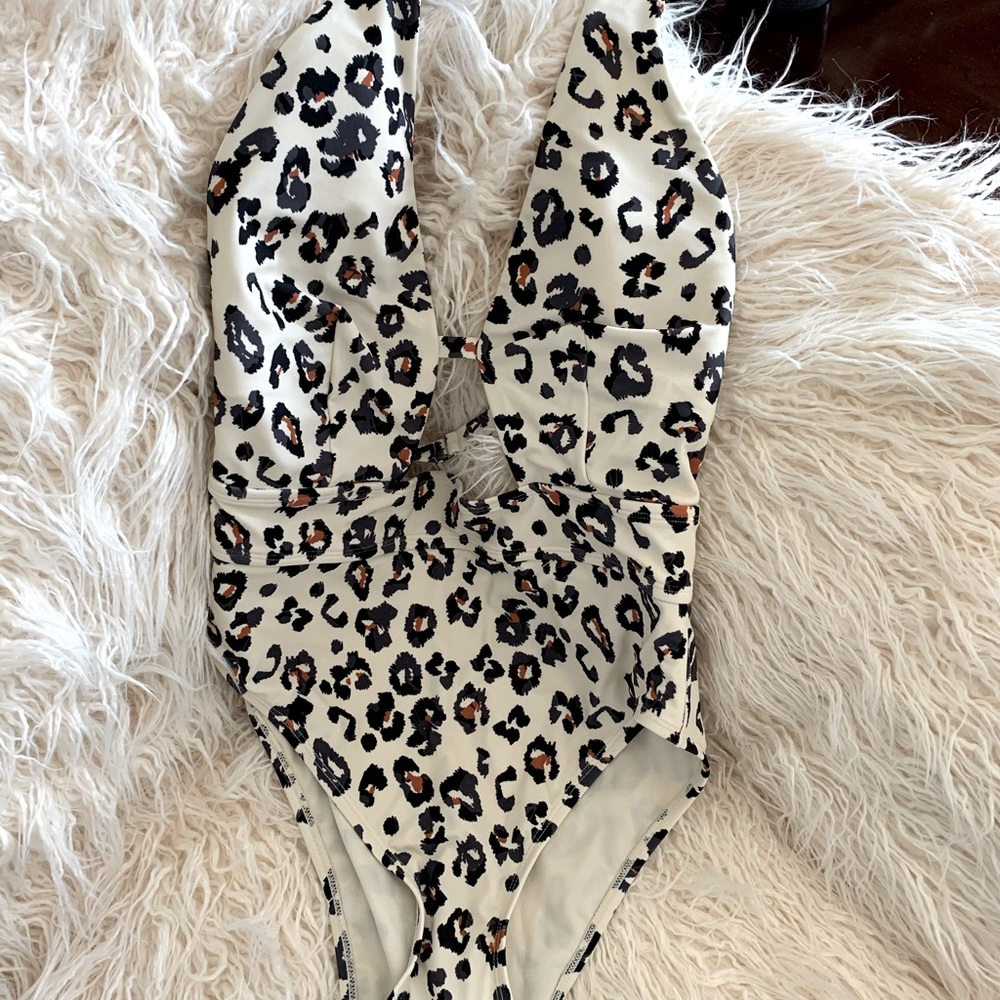 One piece leopard print swimsuit